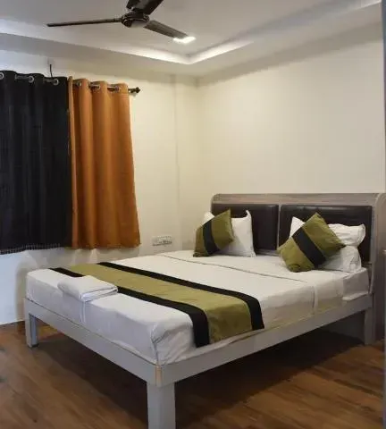 Photo 6 of 10 at Symphony Suites