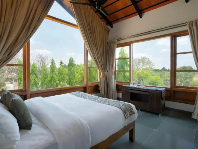 Photo 2 of 10 at SaffronStays Niranta- Villa in Golfshire, Nandi Hills