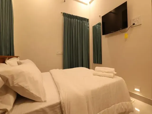 Photo 4 of 10 at Olivette Suites