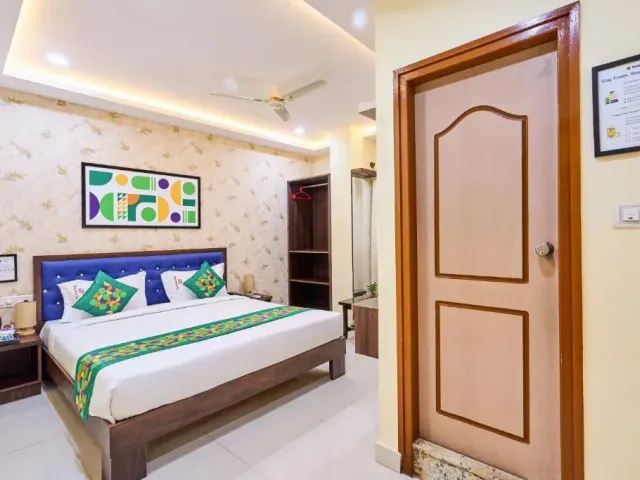 Photo 6 of 10 at Treebo Three Street Inn Near Global Village Tech Park