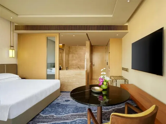 Photo 7 of 10 at The Den Bengaluru, LXR Hotels & Resorts