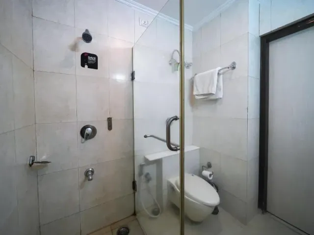 Photo 5 of 10 at Olive Zip Rest House Road by Embassy Group