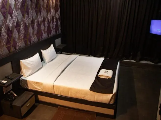 Photo 5 of 10 at Aira Suites