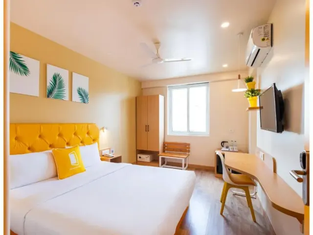 Photo 6 of 10 at Bloom Hotel - HSR Club