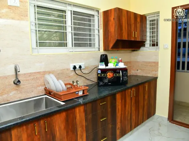 Photo 9 of 10 at Omicron Comforts 1BHK 2BHK Service Apartment