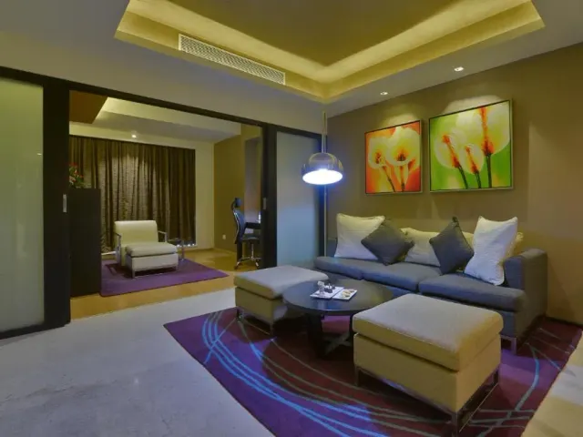 Photo 2 of 10 at Davanam Sarovar Portico Suites