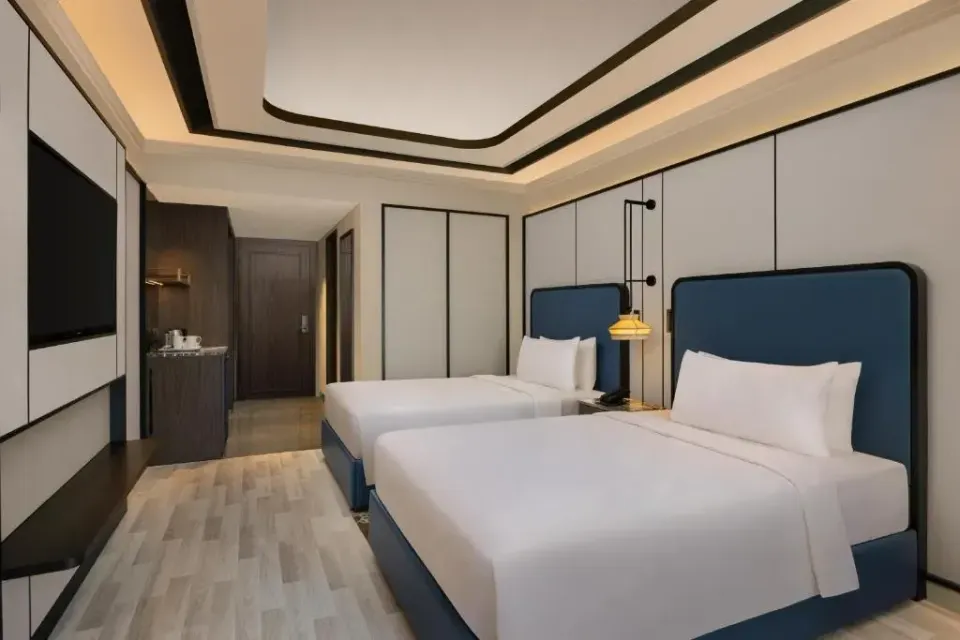 Photo 1 of 10 at DoubleTree By Hilton Bengaluru Airport