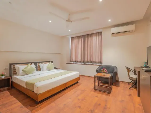 Photo 2 of 10 at R D Hotels HSR