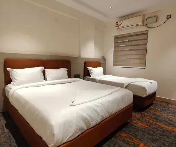 Photo 2 of 10 at SW Hotel MG Road