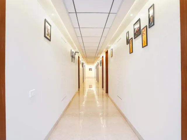 Photo 10 of 10 at Oriva Tulips Inn and Suites - Nr Majestic