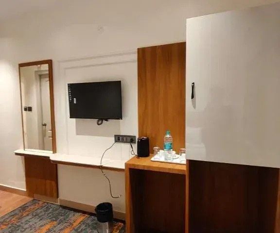Photo 3 of 10 at SW Hotel MG Road