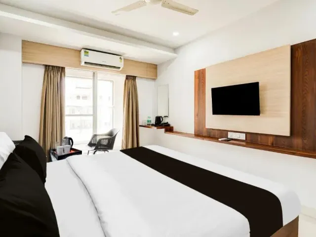 Photo 8 of 10 at Townhouse Oak DLF Newtown Formerly South Square