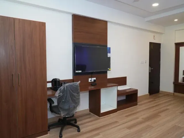 Photo 9 of 10 at Hotel Grand Sigma