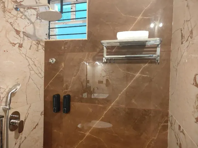 Photo 4 of 10 at Astra Hotels and Suites - Sector 7 HSR Layout